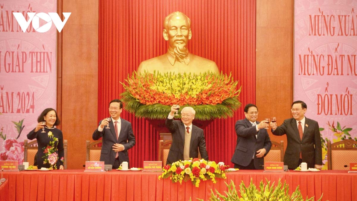 Tổng Bí thư Nguyễn Phú Trọng chúc Tết lãnh đạo, nguyên lãnh đạo Đảng, Nhà nước.