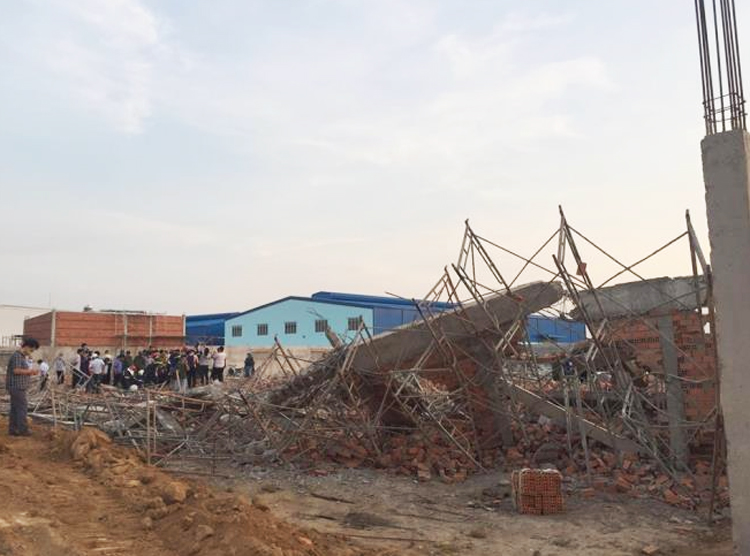 Hiện trường vụ sập công trình khiến 10 người chết ở Đồng Nai.