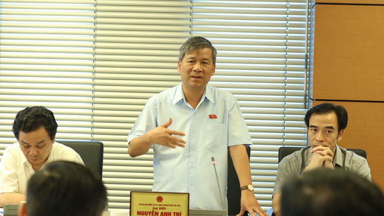 Đại biểu Nguyễn Anh Trí, đoàn TP Hà Nội cho rằng công nghệ dược phẩm và y tế của Việt Nam đã bước sang kỷ nguyên mới với sản phẩm test kit đạt tiêu chuẩn quốc tế.