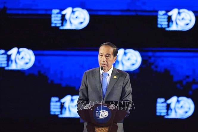 Tổng thống Indonesia Joko Widodo phát biểu khai mạc Diễn đàn. (Ảnh: TTXVN phát)