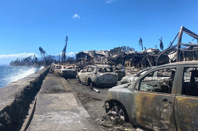 Cảnh hoang tàn ở thị trấn Lahaina, phía tây đảo Maui của Hawaii, sau trận cháy rừng. (Ảnh: AFP)