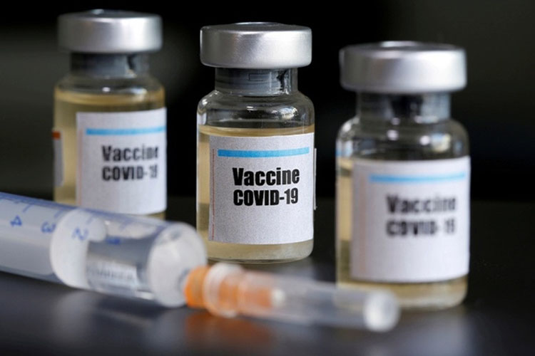 Một số nước đã và đang có kế hoạch tiêm mũi thứ 3 vaccine ngừa Covid-19. (Ảnh: Reuters)