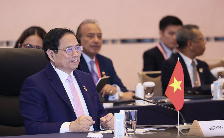 Người đứng đầu Chính phủ Việt Nam đã đề xuất 3 phương hướng lớn để quan hệ ASEAN-Nhật Bản trở thành hình mẫu, nhân tố tích cực, đóng vai trò quan trọng vào bảo đảm môi trường hòa bình, ổn định, cùng phát triển ở khu vực.