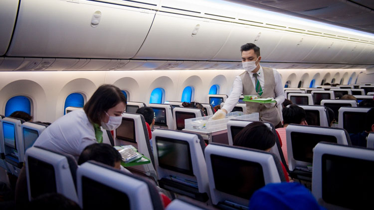 Các hãng hàng không lên kế hoạch và chuẩn bị cung ứng cả triệu vé máy bay dịp Tết Nguyên đán 2022.