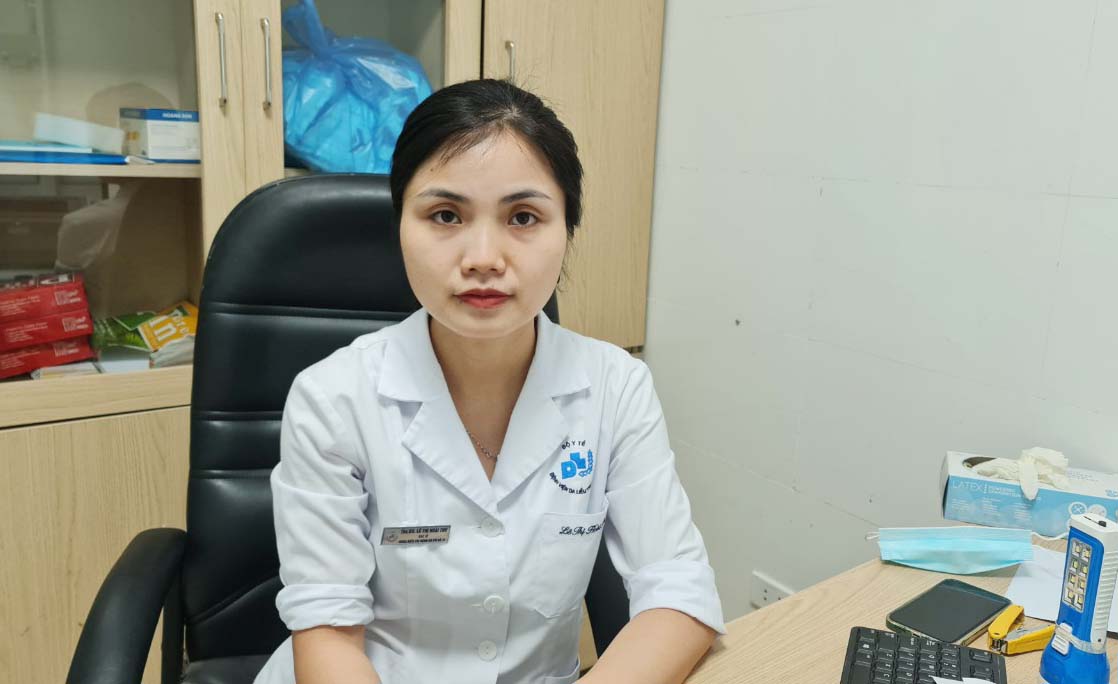 Ths.BS Lê Thị Hoài Thu, khoa Điều trị bệnh da phụ nữ và trẻ em, Bệnh viện Da liễu Trung ương.