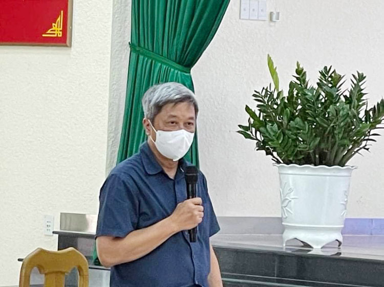 Thứ trưởng Nguyễn Trường Sơn phát biểu trong cuộc làm việc tại thị xã Tân Uyên, Bình Dương. (Ảnh: Khôi Nguyễn) 