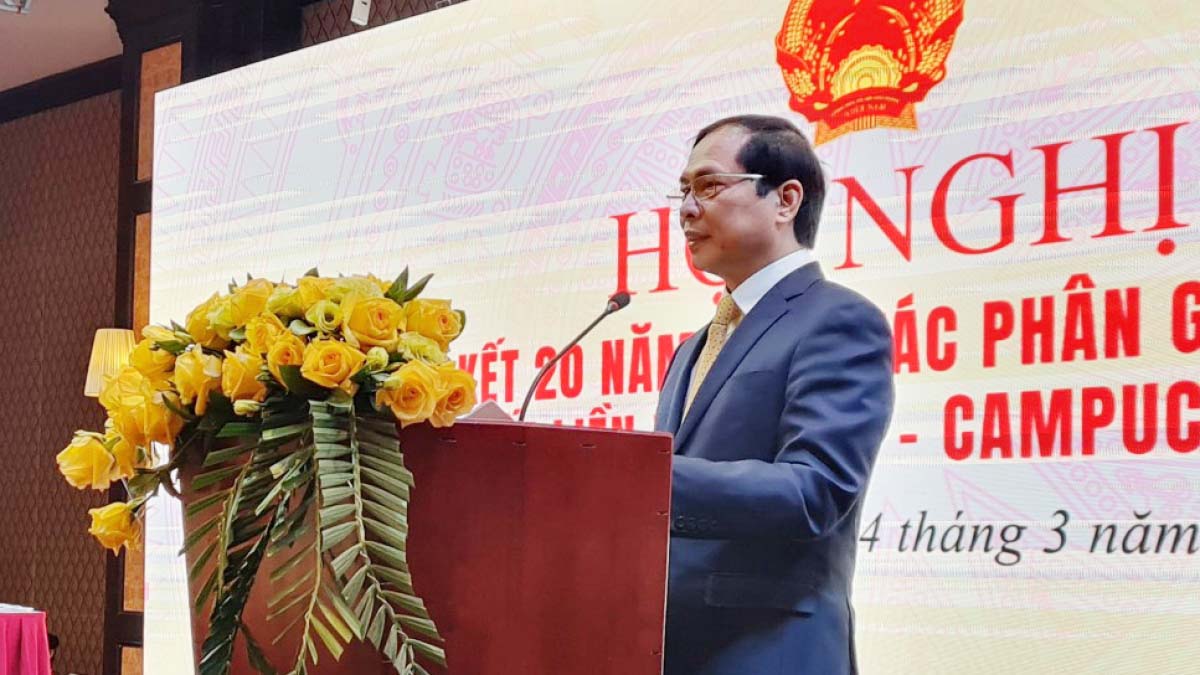 Bộ trưởng Bùi Thanh Sơn phát biểu khai mạc hội nghị.