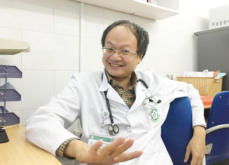 bác sĩ Nguyễn Quốc Thái, Trung tâm Bệnh Nhiệt đới, Bệnh viện Bạch Mai.
