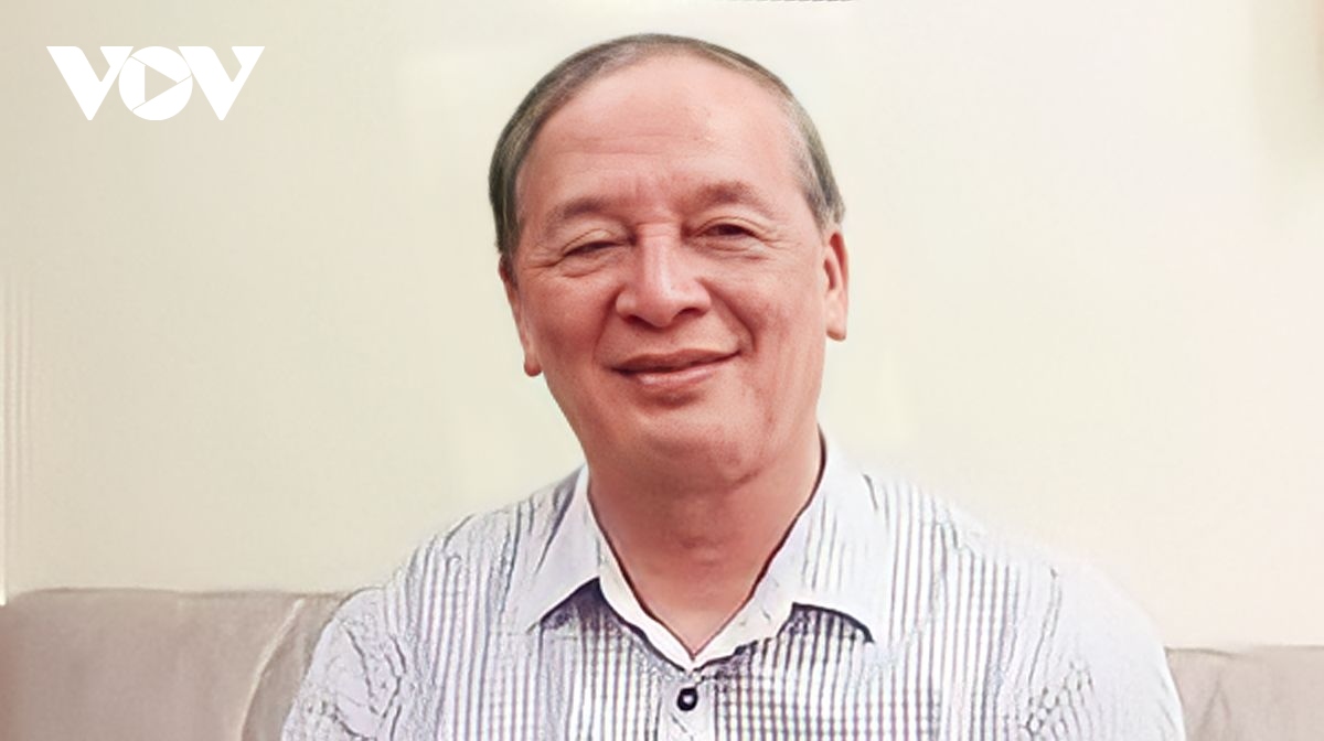 Chuyên gia kinh tế Vũ Vinh Phú.