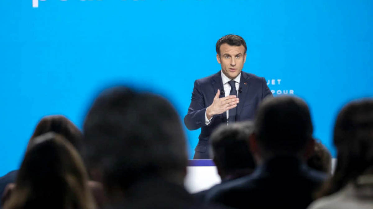 Tổng thống Pháp công bố cương lĩnh tranh cử. (Ảnh: Le Monde)