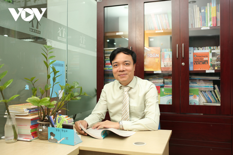 Thầy Nguyễn Danh Chiến đưa ra một số lời khuyên cho thí sinh để làm tốt bài thi môn tiếng Anh trong kỳ thi vào lớp 10.