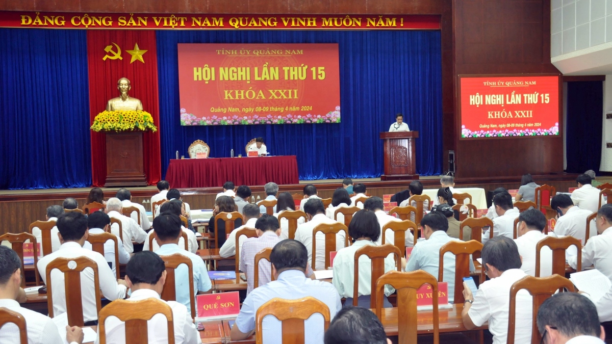 Hội nghị Tỉnh uỷ lần thứ 15 thực hiện quy trình giới thiệu nhân sự bổ sung quy hoạch các chức danh lãnh đạo, quản lý cấp tỉnh.