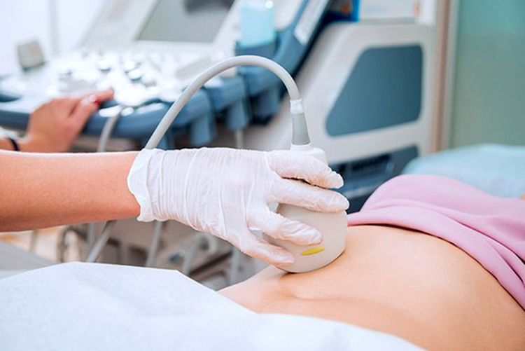 Khi đã chẩn đoán thai làm tổ trên sẹo tử cung, thai phụ phải được điều trị ở các bệnh viện chuyên khoa có đầy đủ điều kiện. (ảnh minh họa: KT)