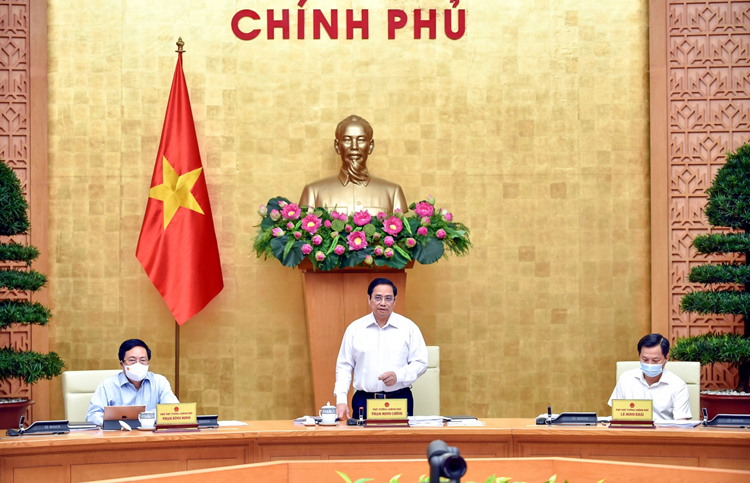Thủ tướng Phạm Minh Chính phát biểu tại phiên họp. (Ảnh: Nhật Bắc/Báo Chính phủ)
