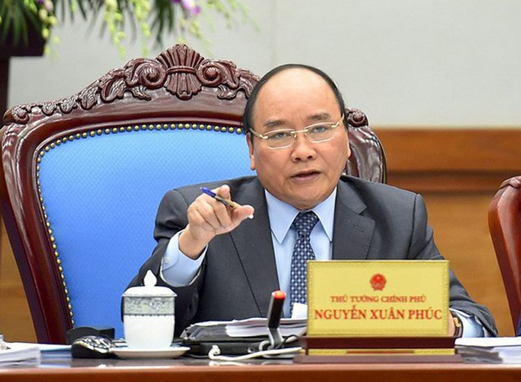 Thủ tướng Chính phủ Nguyễn Xuân Phúc: Các bộ, ngành, địa phương không được chủ quan, không để dịch lây lan, phải coi việc phòng, chống dịch như “chống giặc”. (Ảnh: VGP)