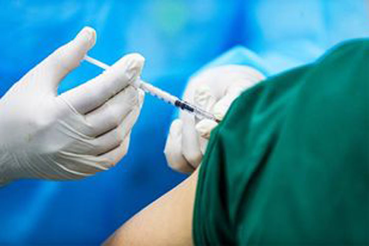 Theo kế hoạch ngày 15/8/2021 sẽ tổ chức khởi động chương trình thử nghiệm lâm sàng vaccineARCT-154 phòng Covid-19 tại Trường Đại học Y Hà Nội. (ảnh minh họa: KT)