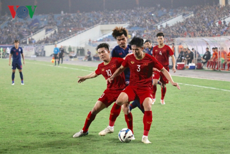 Với chiến thuật hợp lý, U23 Việt Nam hoàn toàn áp đảo trước U23 Thái Lan. (Ảnh: Dương Thuật)