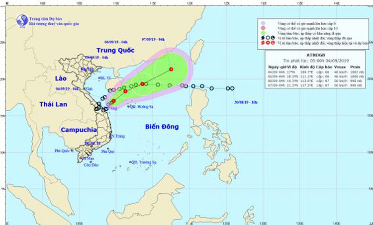 Hồi 4 giờ ngày 4/9, vị trí tâm áp thấp nhiệt đới cách đất liền các tỉnh Quảng Trị-Quảng Ngãi khoảng 180km về phía Đông Đông Bắc (Ảnh: KTTVTƯ)