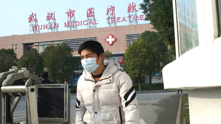 Dịch viêm phổi lạ bùng phát từ thành phố Vũ Hán, Trung Quốc. (Ảnh: AFP)
