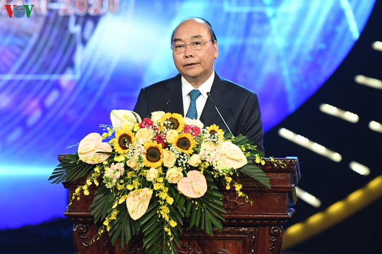 Thủ tướng Chính phủ Nguyễn Xuân Phúc gửi lời chúc mừng nhân kỷ niệm 95 năm Ngày Báo chí Cách mạng Việt Nam.