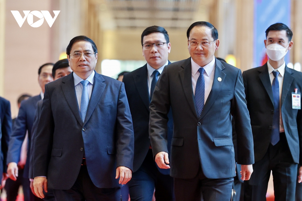 Hai Thủ tướng nhất trí giữ vững đoàn kết và vai trò trung tâm của ASEAN, phối hợp duy trì lập trường chung của ASEAN trong các vấn đề chiến lược.