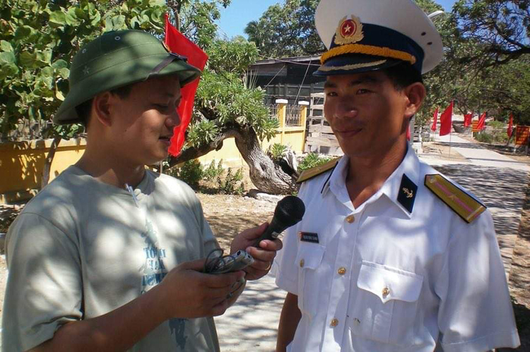 Phỏng vấn chiến sỹ trên đảo Song Tử Tây, quần đảo Trường Sa