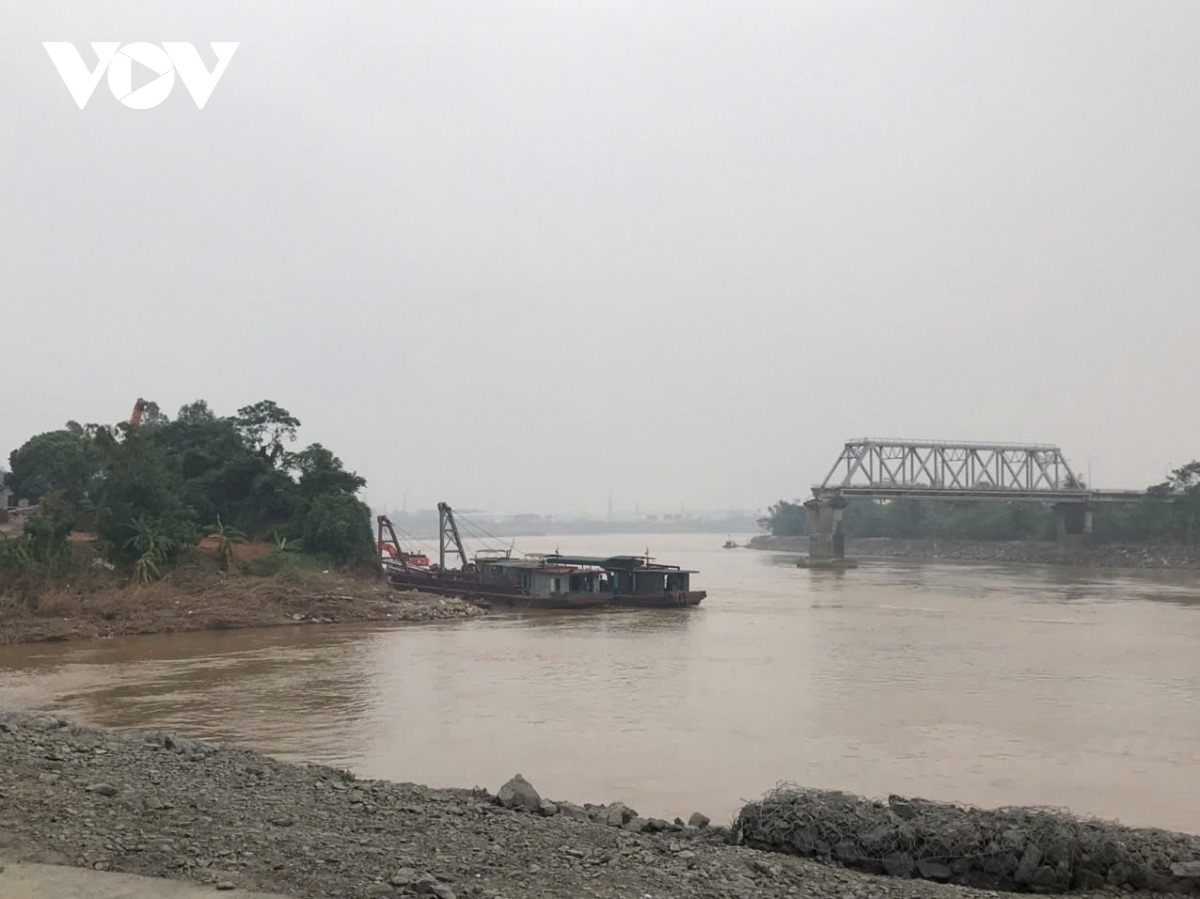 Cầu phao Phong Châu dự kiến đóng, mở một lần mỗi ngày hoặc linh hoạt tùy theo phương tiện có nhu cầu lưu thông qua khu vực.