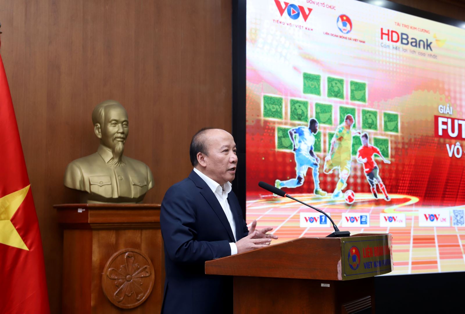Ông Trần Minh Hùng, Phó Tổng Giám đốc Đài Tiếng Nói Việt Nam, Trưởng ban chỉ đạo giải futsal HDBank VĐQG 2023. 