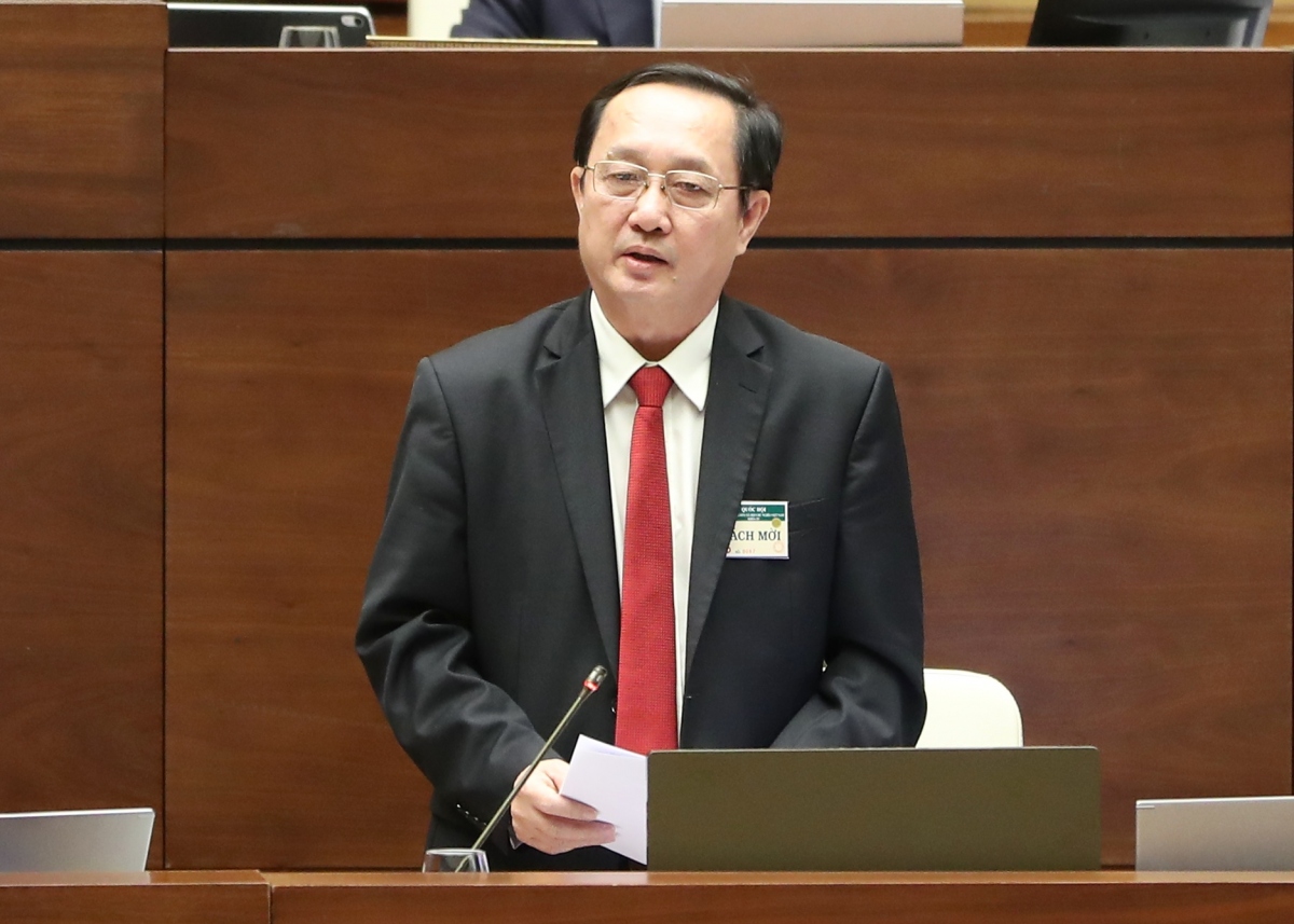 Bộ trưởng KH&CN Huỳnh Thành Đạt đã trả lời nhiều câu hỏi trong phiên chất vấn và trả  lời chất vấn.