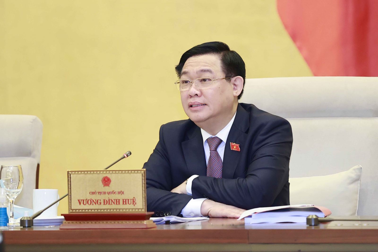 Chủ tịch Quốc hội Vương Đình Huệ phát biểu thảo luận tại Phiên họp. Ảnh: Doãn Tấn/TTXVN