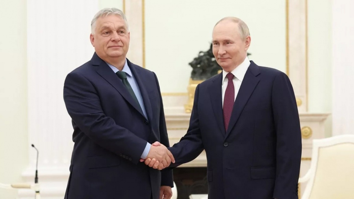 Thủ tướng Hungary, Viktor Orban và Tổng thống Nga Vladimir Poutine tại Moskva ngày 5/7. Ảnh: Les Echos