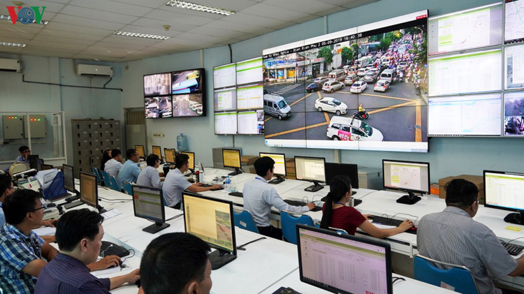 Áp dụng công nghệ thông tin tại Trung tâm điều khiển giao thông công cộng TP.HCM.