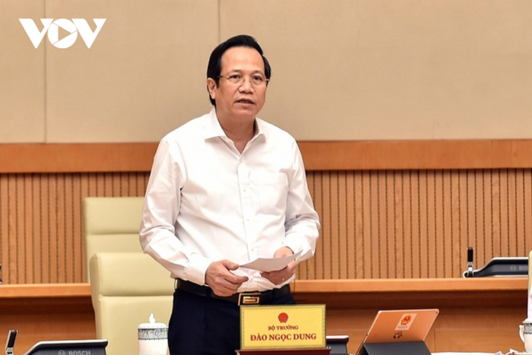 Bộ trưởng Đào Ngọc Dung đánh giá cao nhiều địa phương có cách làm sáng tạo, hỗ trợ kịp thời người lao động gặp khó khăn.