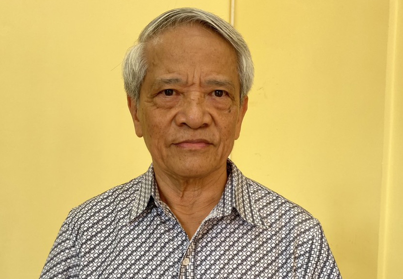 Phó Giáo sư, Tiến sĩ Bùi Đình Phong.