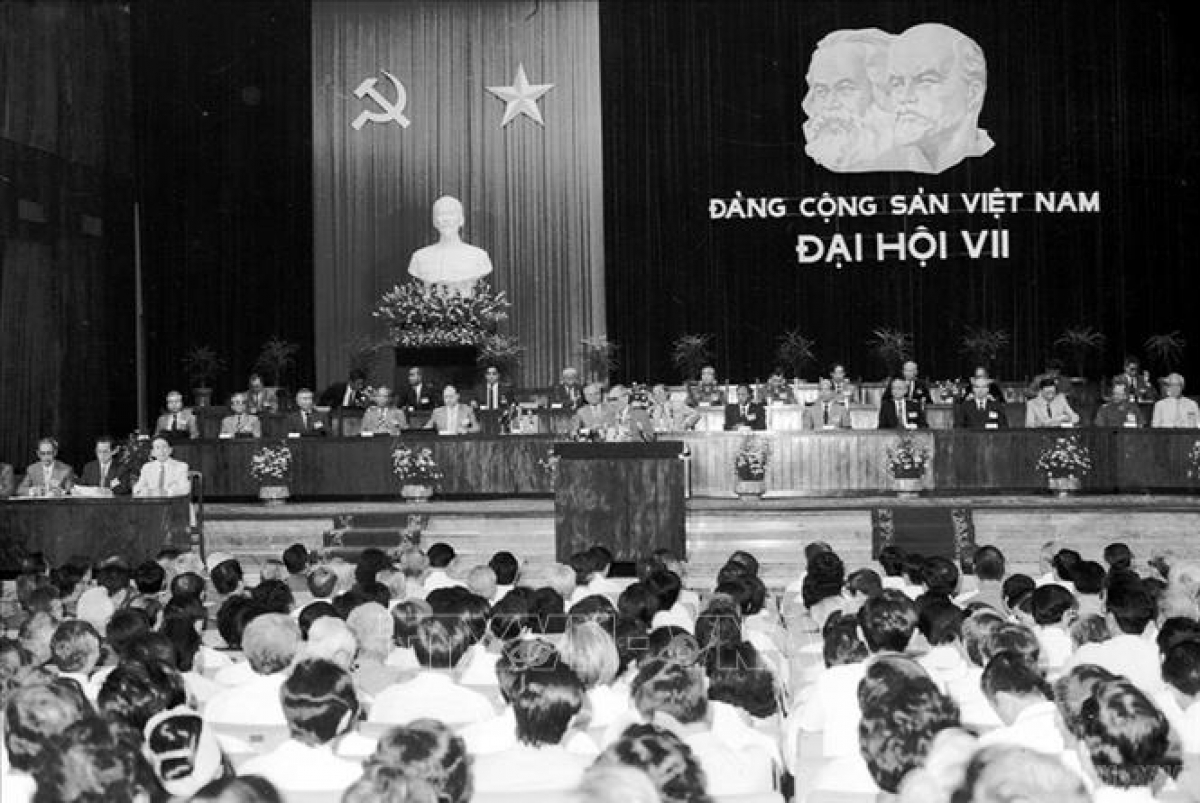Đại hội lần thứ VII của Đảng năm 1991. Ảnh: TTXVN