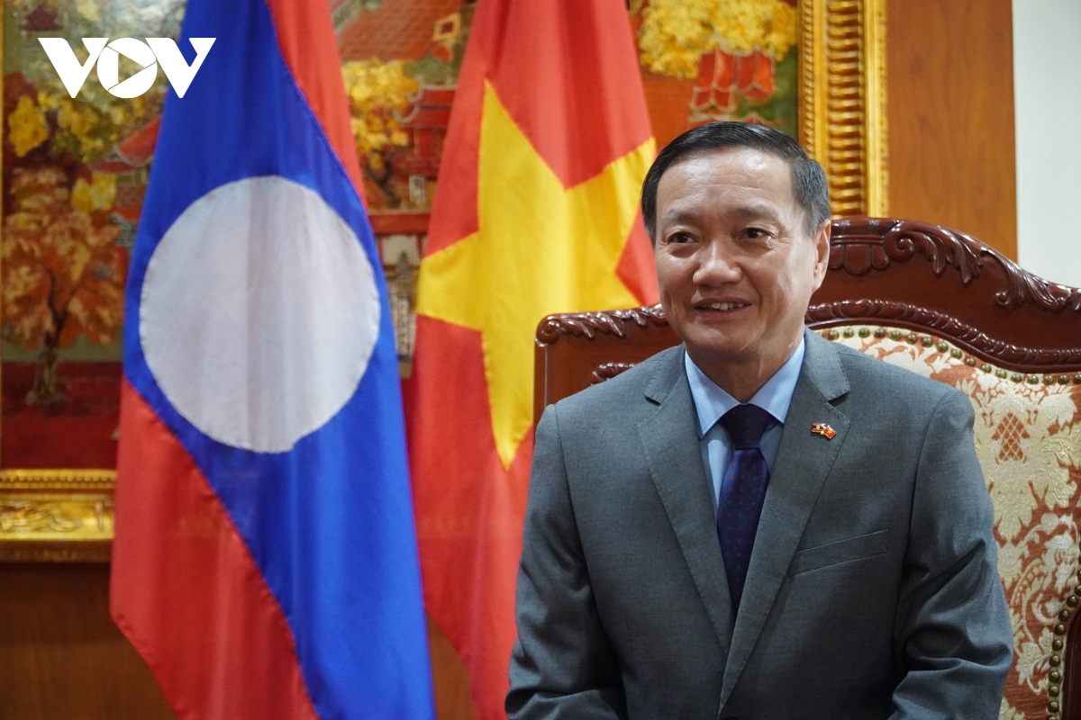 Đại sứ Việt Nam tại Lào Nguyễn Bá Hùng.
