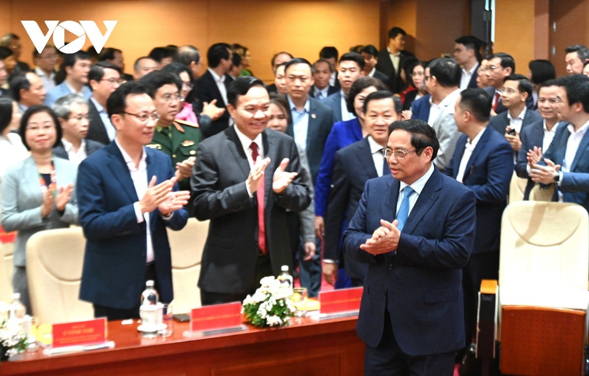 Thủ tướng Phạm Minh Chính dự Hội nghị tổng kết ngành Ngân hàng năm 2023 và định hướng nhiệm vụ năm 2024.