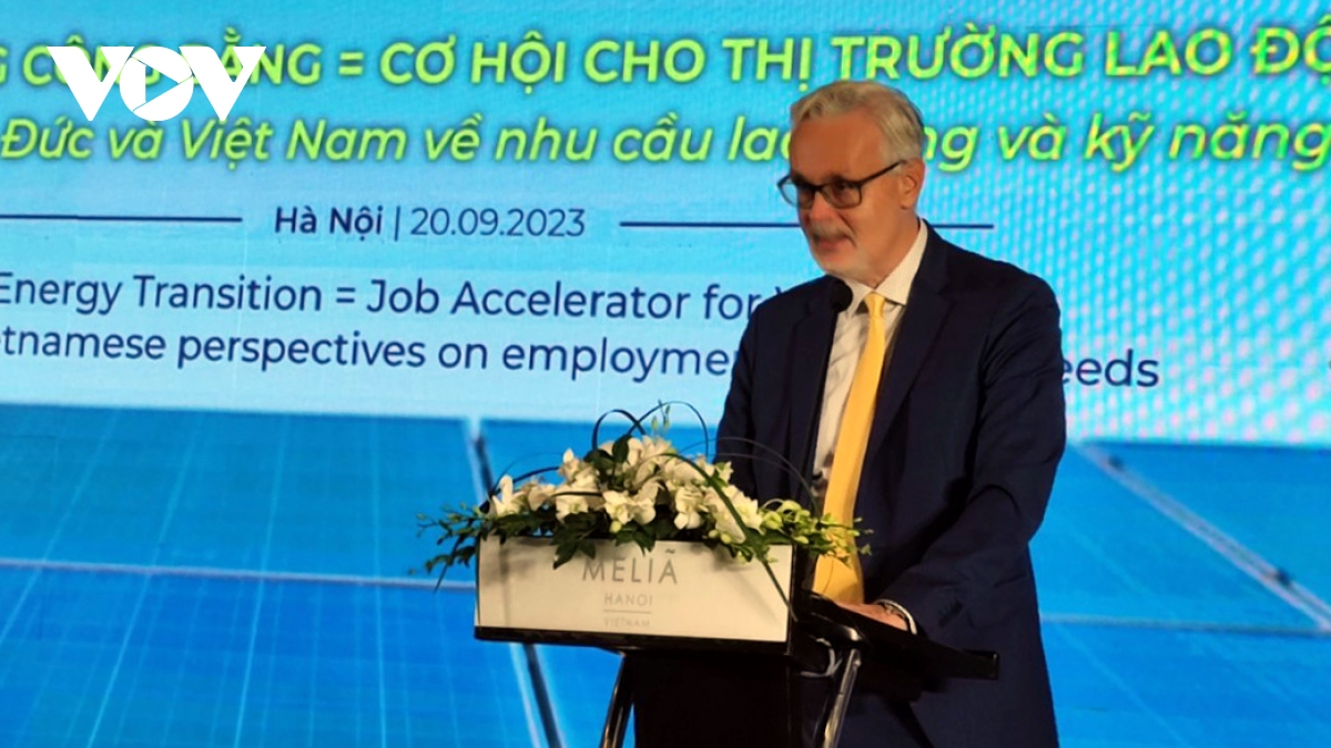 TS. Guido Hildner, Đại sứ CHLB Đức tại Việt Nam phát biểu tại hội thảo.