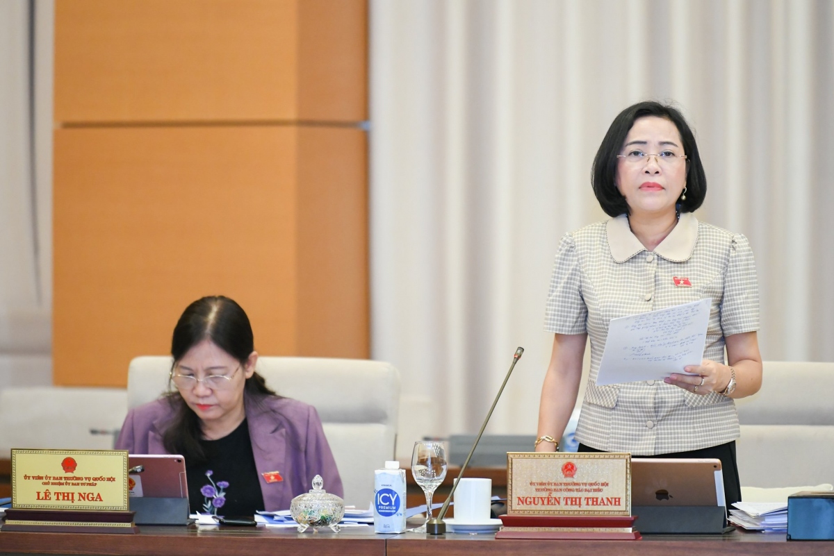 Bà Nguyễn Thị Thanh - Trưởng Ban Công tác đại biểu thảo luận về dự thảo Luật Đất đai sửa đổi tại phiên họp Ủy ban Thường vụ Quốc hội ngày 22/9.