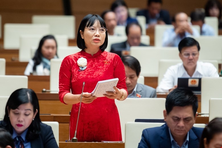 Bà Nguyễn Thị Việt Nga, Phó Trưởng đoàn chuyên trách Đoàn đại biểu Quốc hội tỉnh Hải Dương.