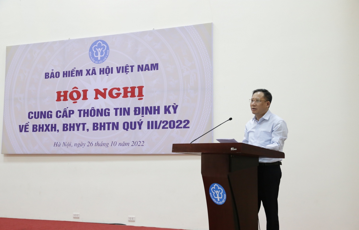 Phó Tổng Giám đốc Lê Hùng Sơn chủ trì hội nghị cung cấp thông tin về ngành BHXH cho báo chí.