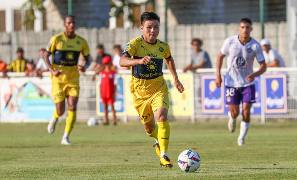 Cầu thủ Nguyễn Quang Hải không còn nằm trong chiến lược sử dụng của Pau FC khi tập thể này đã điền tên anh vào danh sách được đem cho mượn.