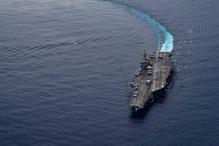Tàu sân bay USS Ronald Reagan của Mỹ hồi đầu tháng này đã có cuộc tập trận ở Biển Đông. Ảnh: EPA-EFE.