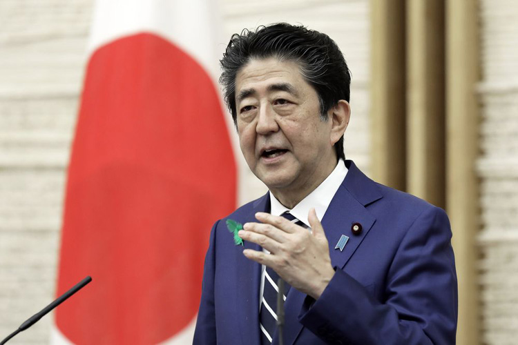 Ông AbeShinzo từ chức Thủ tướng Nhật Bản hôm 28/8. 