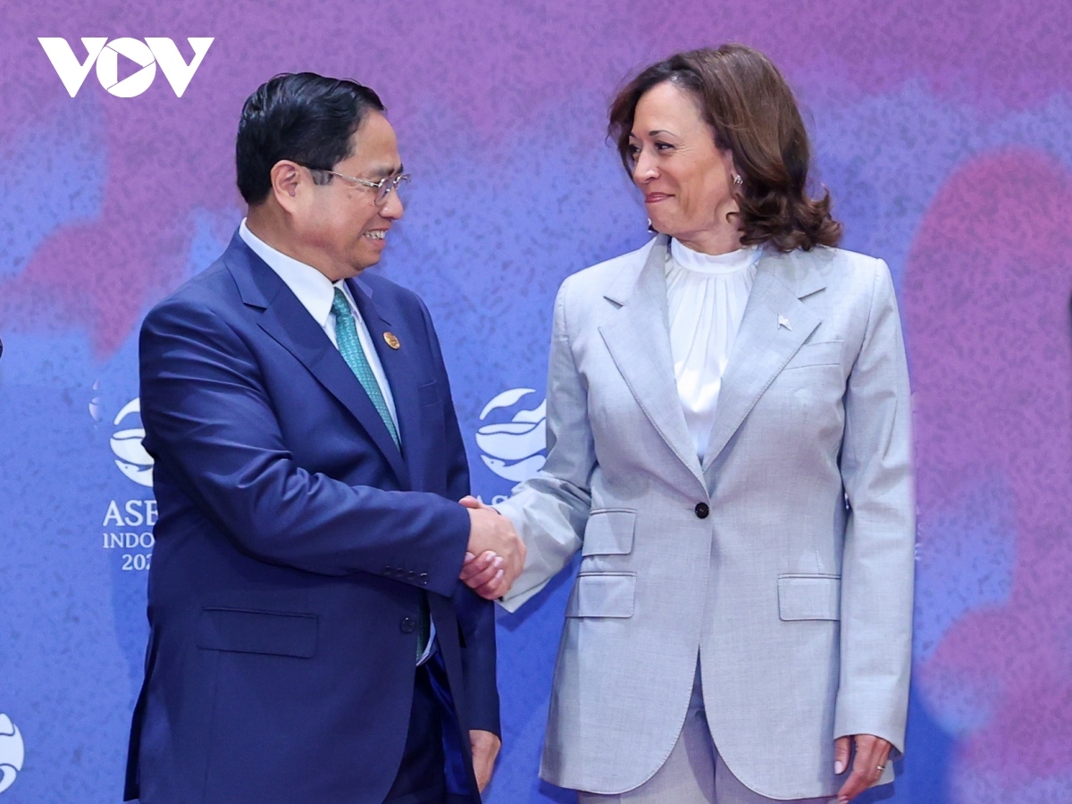 Thủ tướng Chính phủ Phạm Minh Chính gặp Phó Tổng thống Hoa Kỳ Kamala Harris.