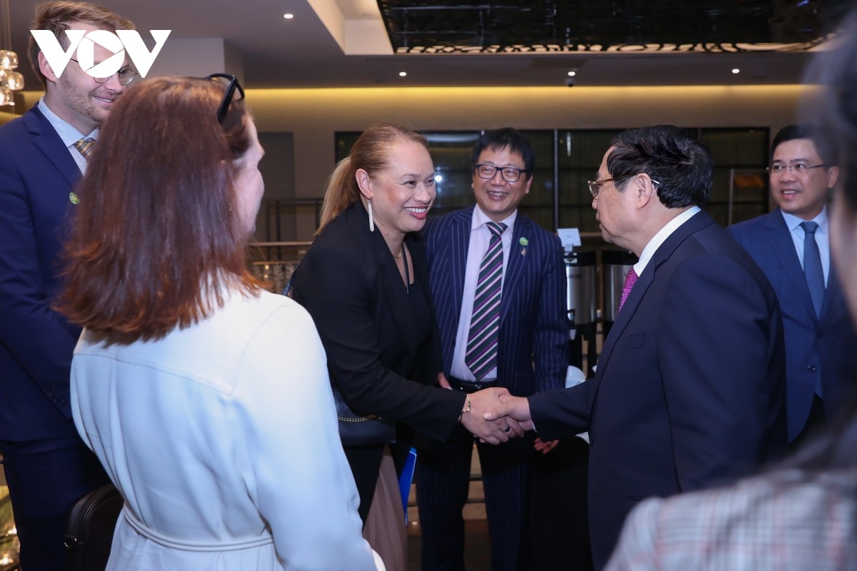 Thủ tướng Chính phủ Phạm Minh Chính cùng các doanh nghiệp hàng đầu của New Zealand và thế giới trên nhiều lĩnh vực.