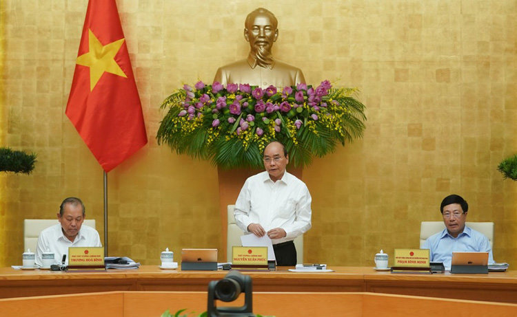 hủ tướng Nguyễn Xuân Phúc chủ trì phiên họp Chính phủ tháng 5/2020. (Ảnh: VGP)