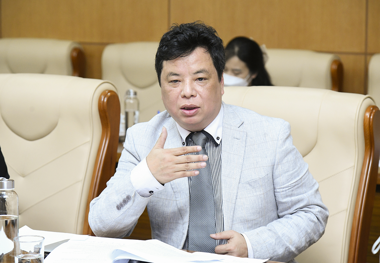 TS. BS Trương Hồng Sơn, Viện trưởng Viện Y học ứng dụng Việt Nam, Phó Tổng thư ký Tổng hội Y học Việt Nam.
