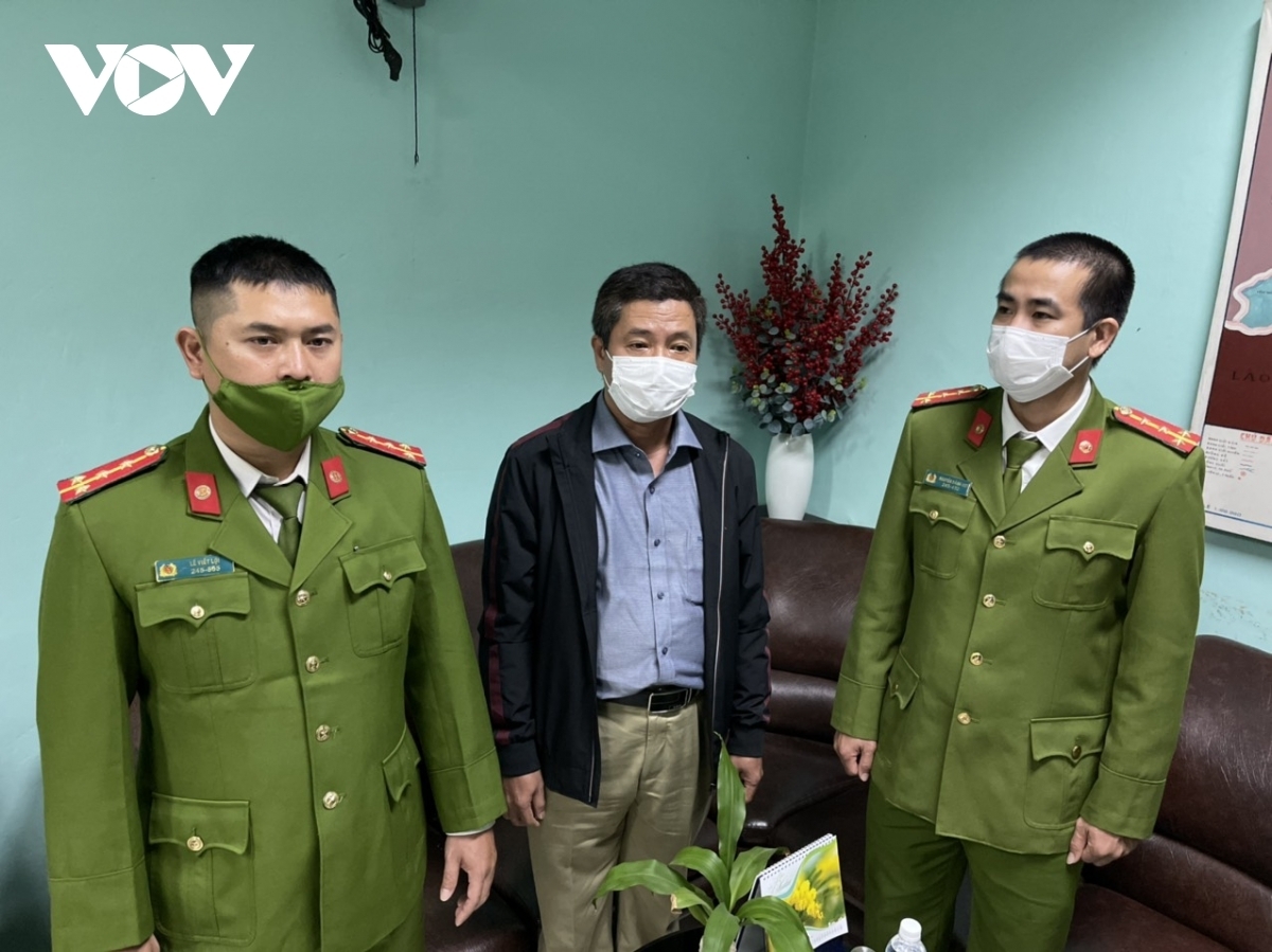Ông Hoàng Văn Đức (Giám đốc CDC Thừa Thiên Huế) bị khởi tố, bắt tạm giam.