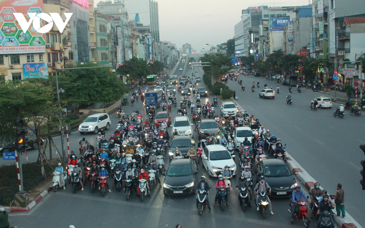 Tắc đường do nút cổ chai.